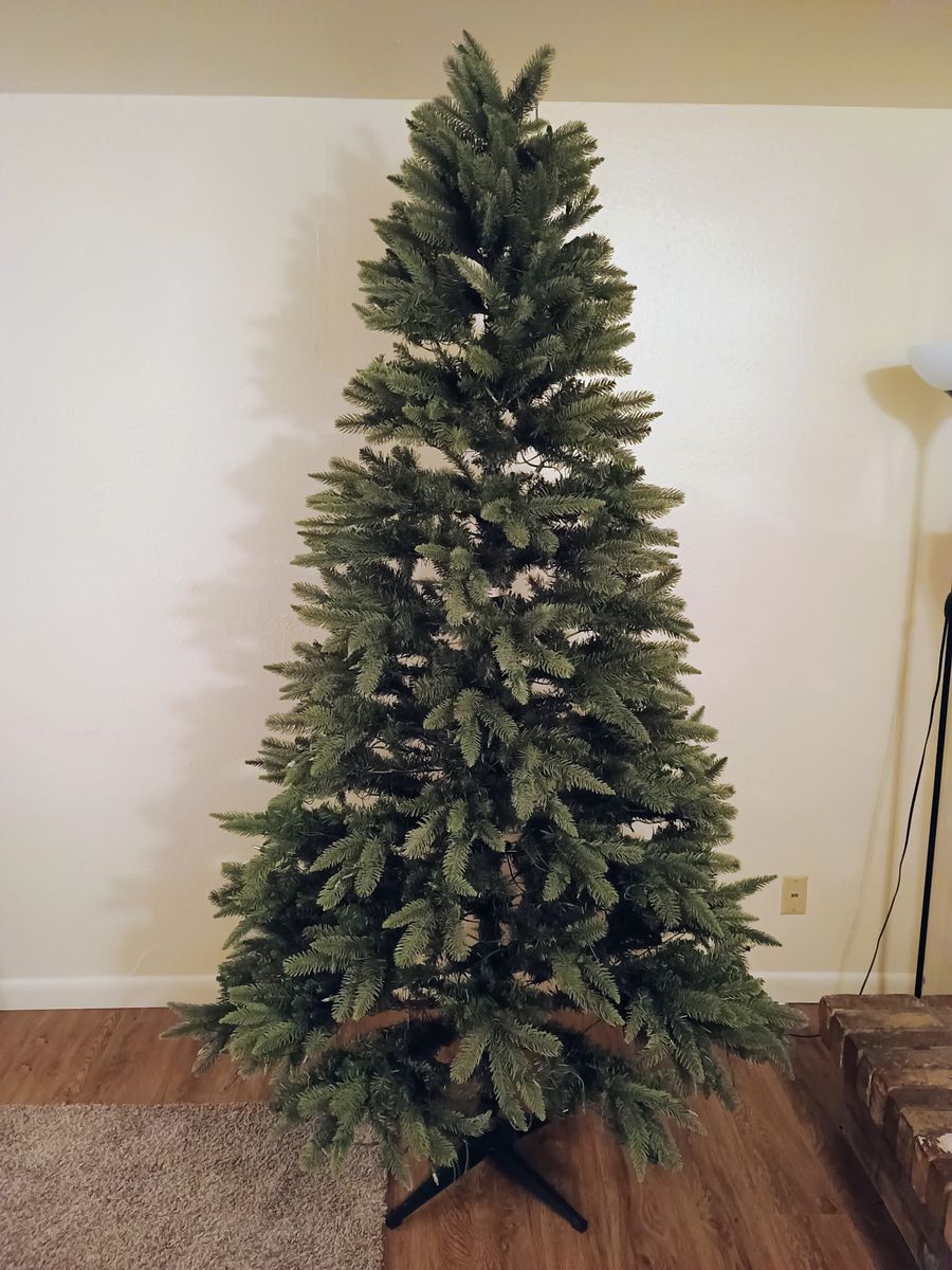 Like New Christmas Tree
