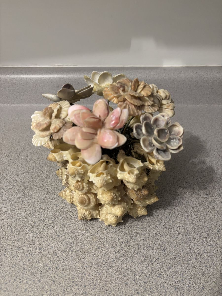 Vintage Shell Flower Decor