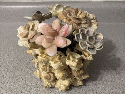 Vintage Shell Flower Decor