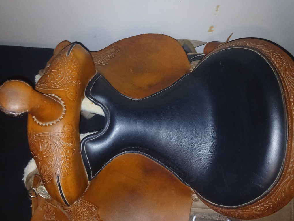 Main image 3