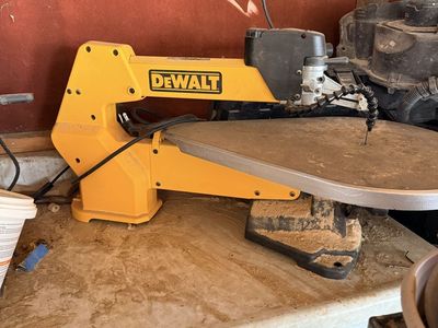 Scroll saw