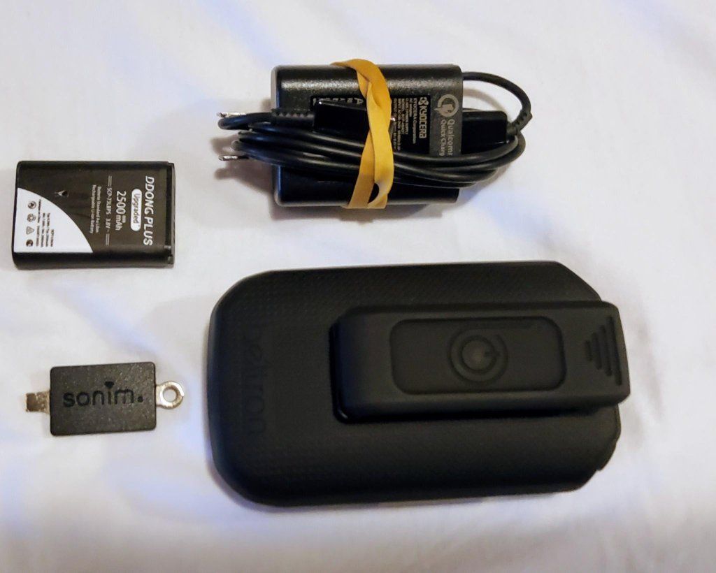 Unlocked Kyocera DuraXE Epic E4830 AT&T Black Flip Phone with Holster - Excellent Condition