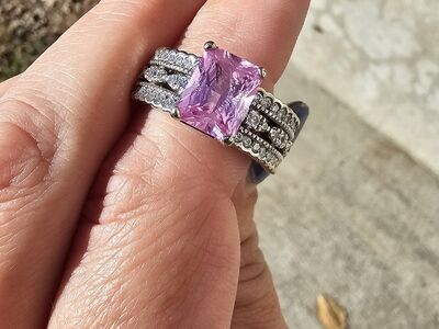 Princess cut 3 karat- Pink