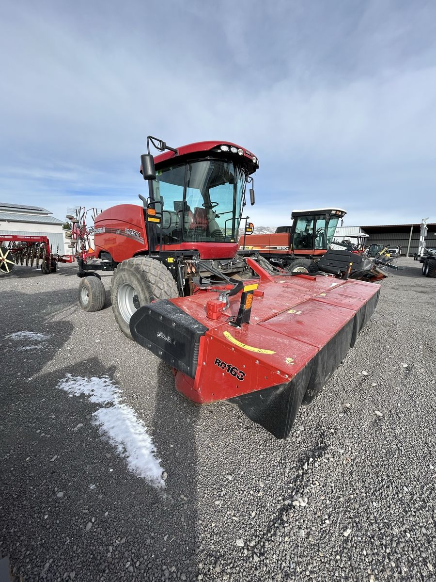 2020 Case WD2504 Self Propelled Swather Windrower