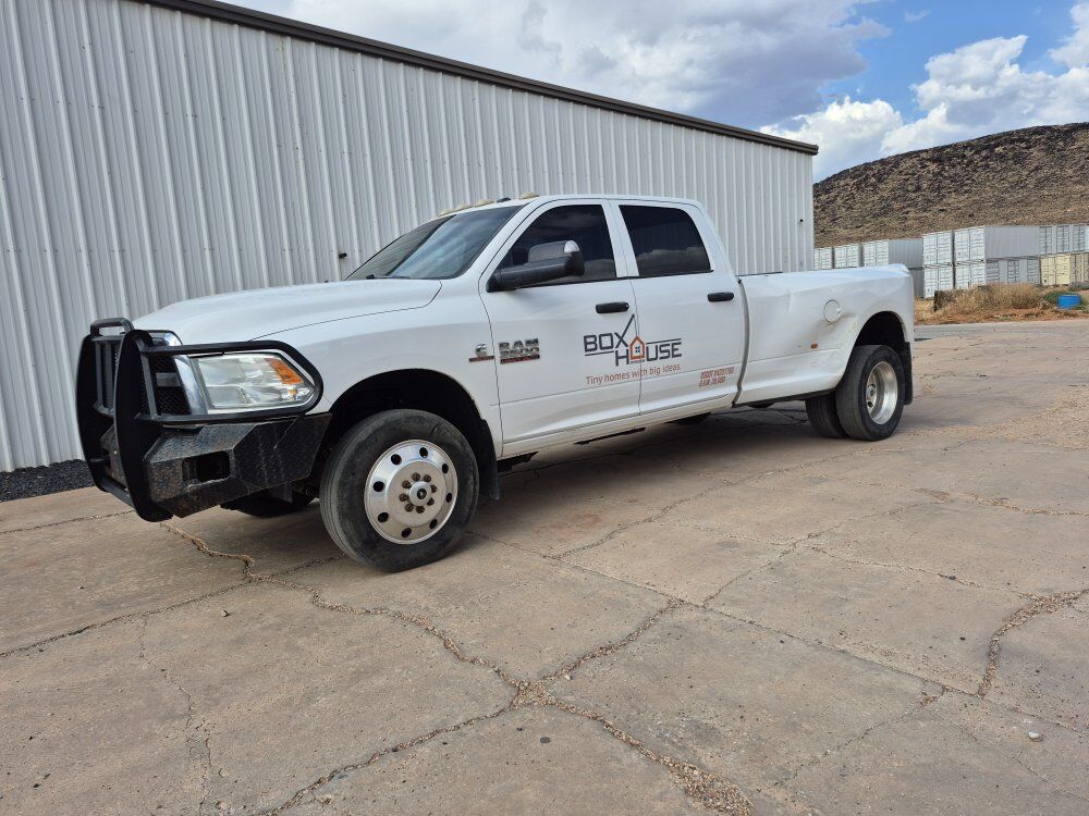 2014 Ram 3500 Cummins 4x4 Dually