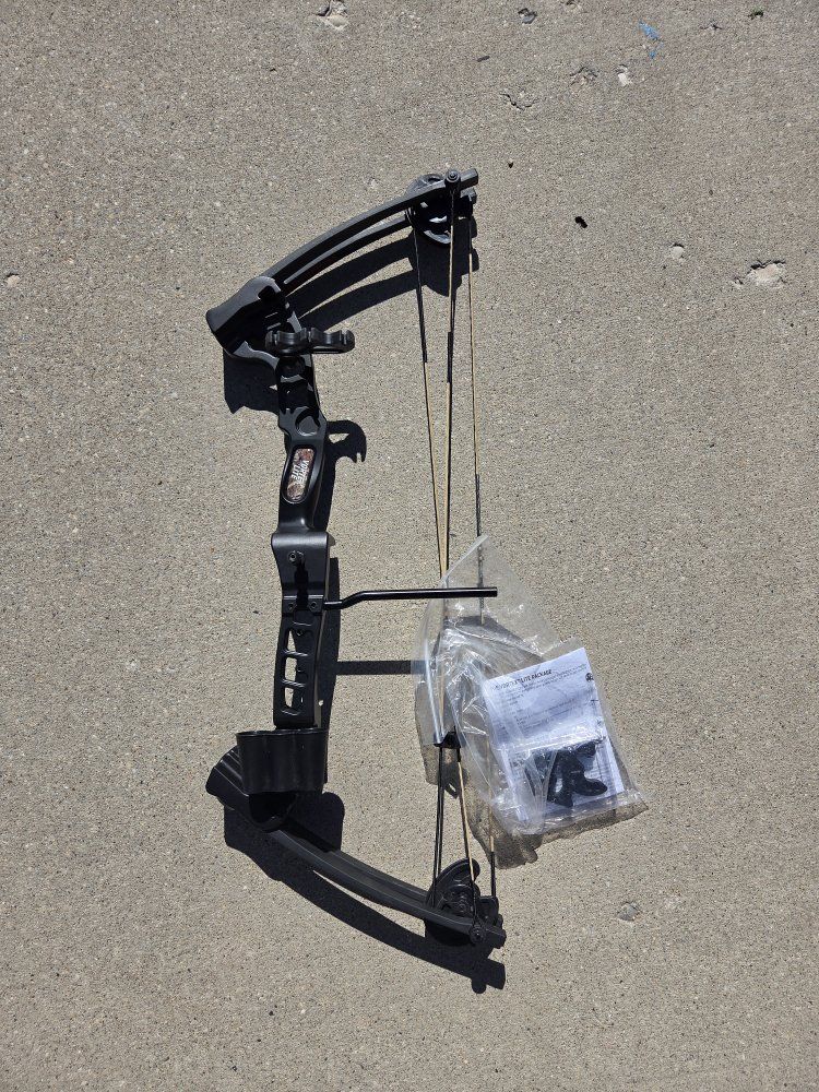 Youth Bow. Barnett Vortex Lite