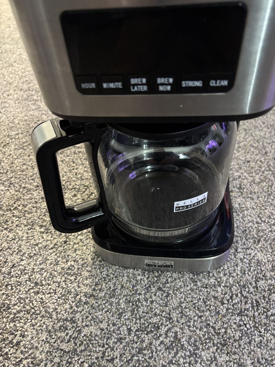 #+ Coffee Maker Bella PRO - 12-Cup Programmable - Stainless Steel Model CM9428AB-UL