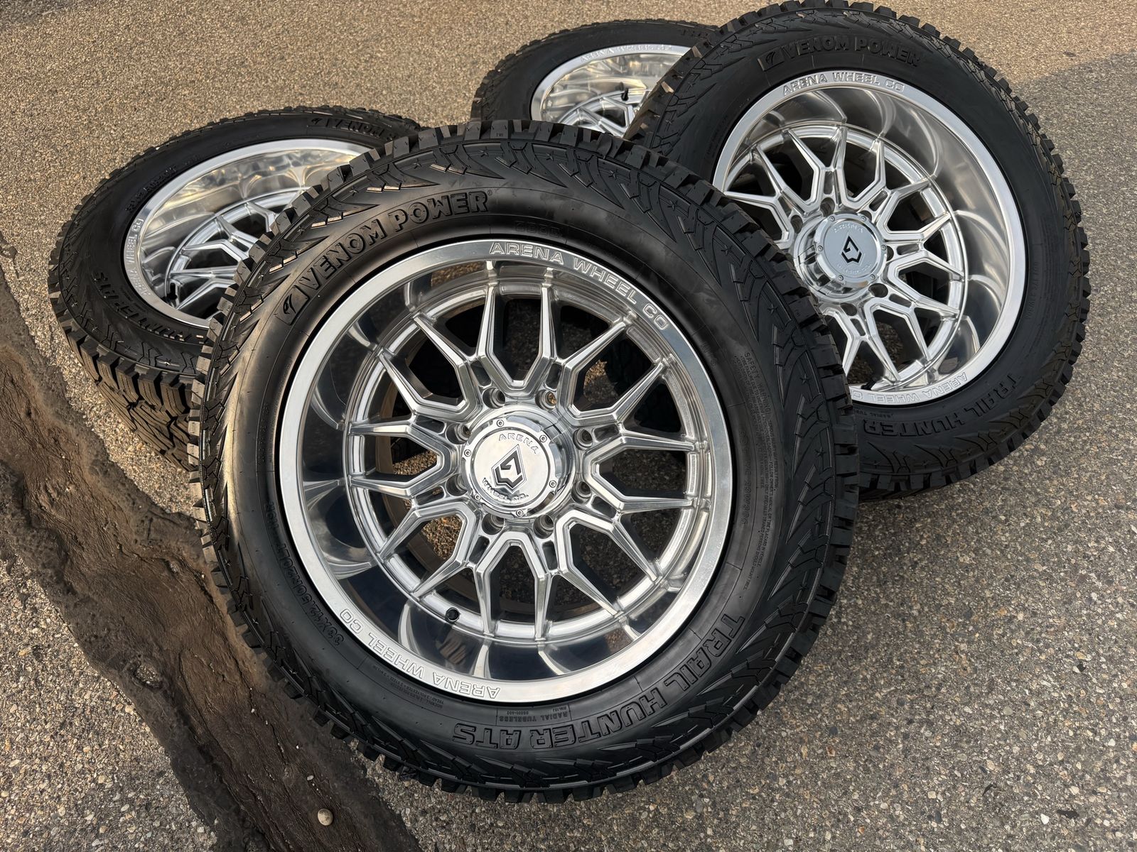 20” Arena 20x10 8 Lug 8x180 33” Venom A/T 33x12.50R20 Chevy GMC 2500 3500