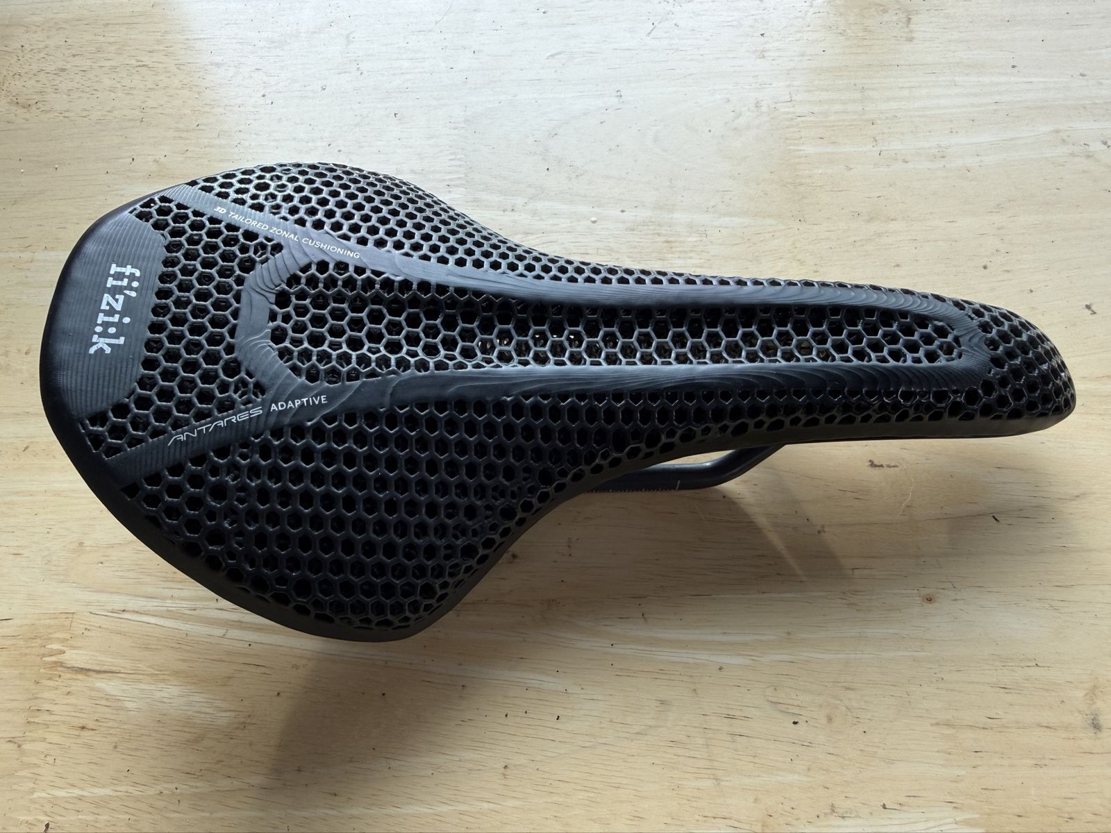 Fizik Vento Antares Adaptive Saddle
