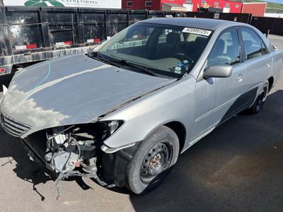 Wrecked 2005 Toyota Camry