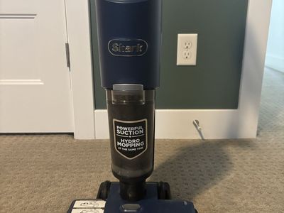 Shark Hydrovac Pro XL 3-in-1 Vacuum, Mop, and Self-Cleaning System - Lightly Used