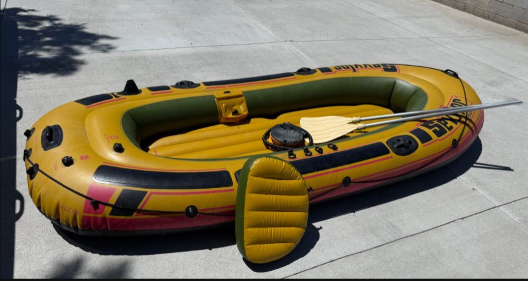 VNTG Sevylor Outback 360 Inflatable Raft Boat with Oars - Yellow/Red, Green
