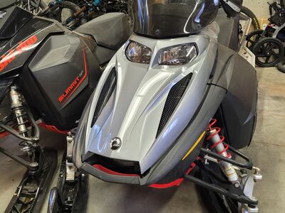 2007 Skidoo Summit 800 Snowmobile