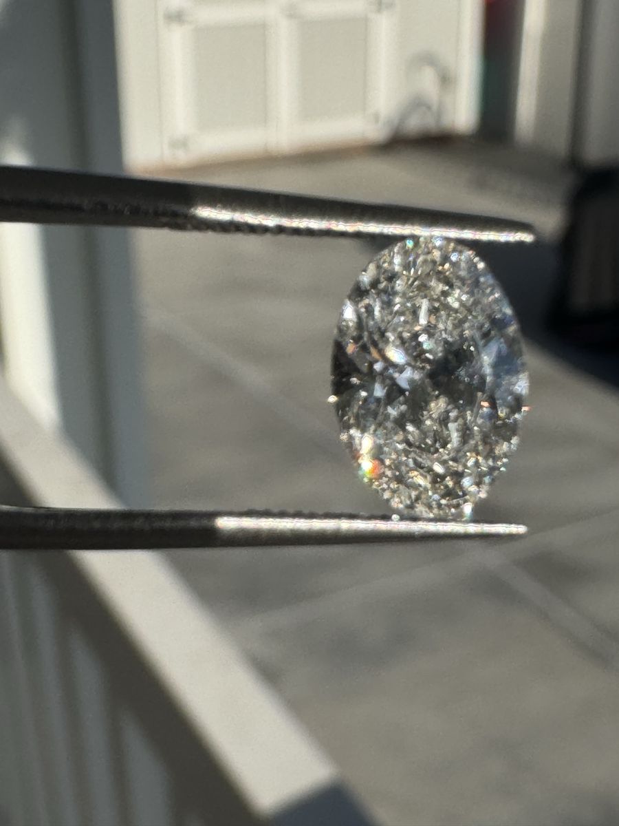 1.50 Oval Brilliant Cut Loose Lab Diamond F VS2 IGI certified 