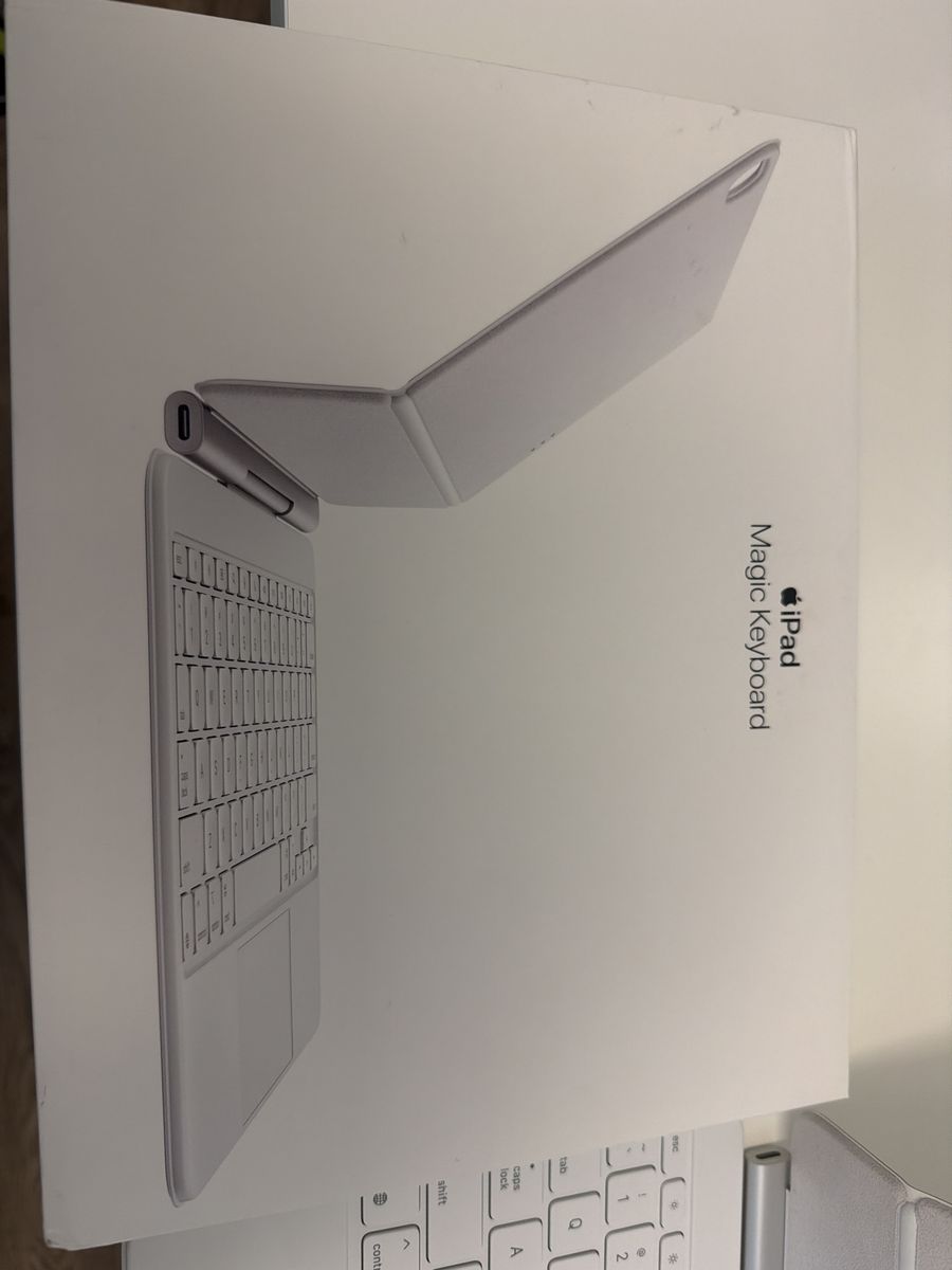 iPad Magic Keyboard