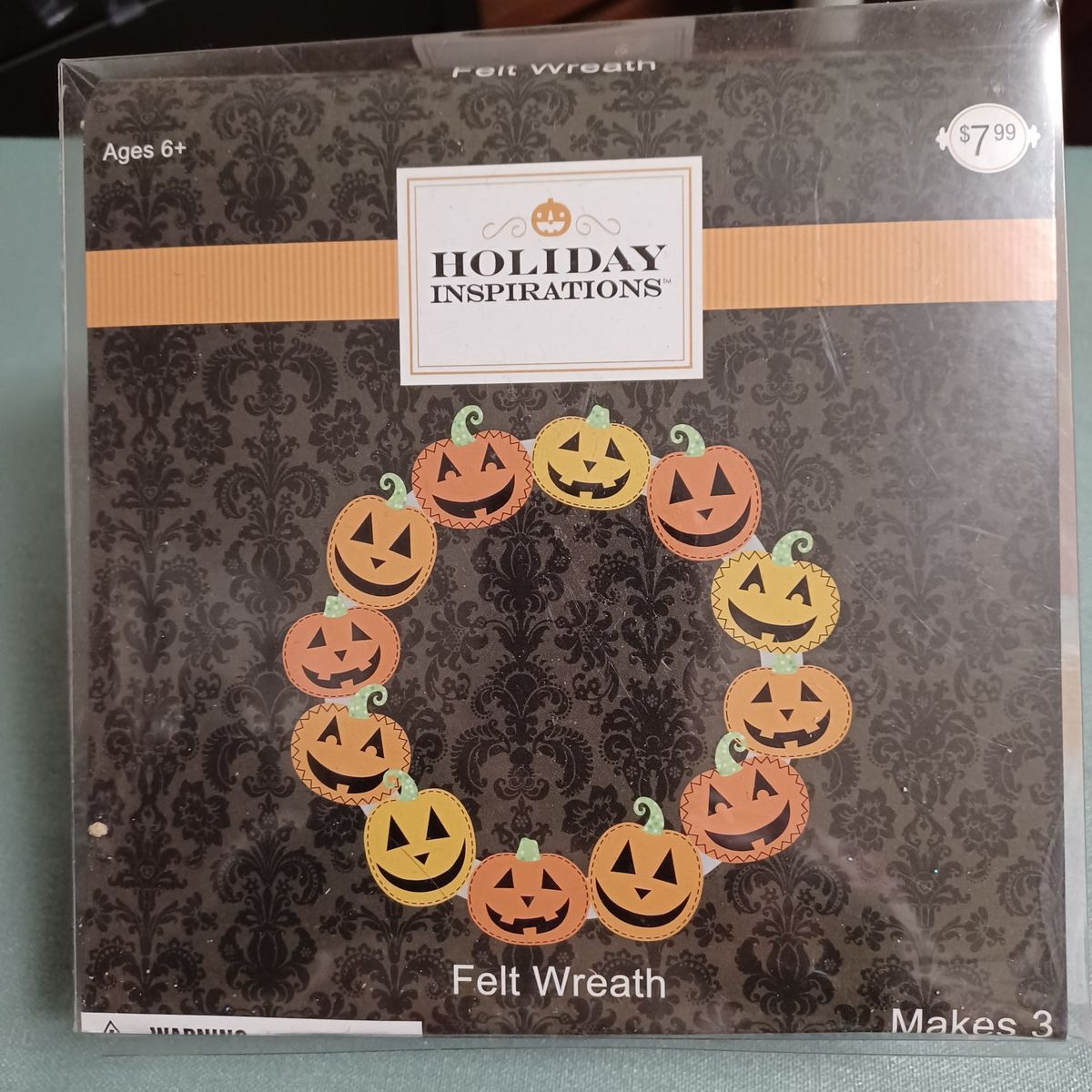 Felt Wreath Kit/ Makes 3