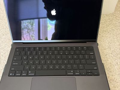 Apple MacBook Pro 14-inch (M5, 16GB RAM) Space Gray
