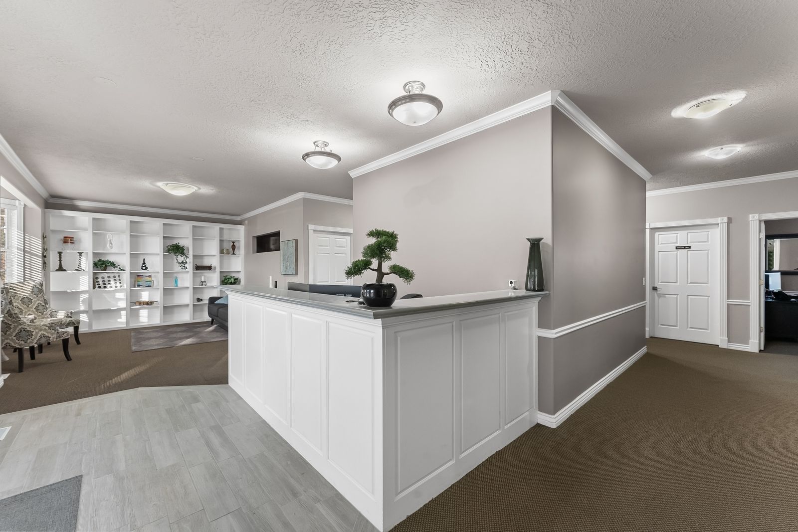 Main Floor Office Space for Lease – Utilities Included