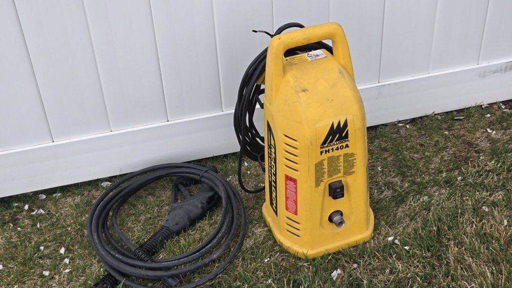 1400 PSI McCulloch Pressure Washer
