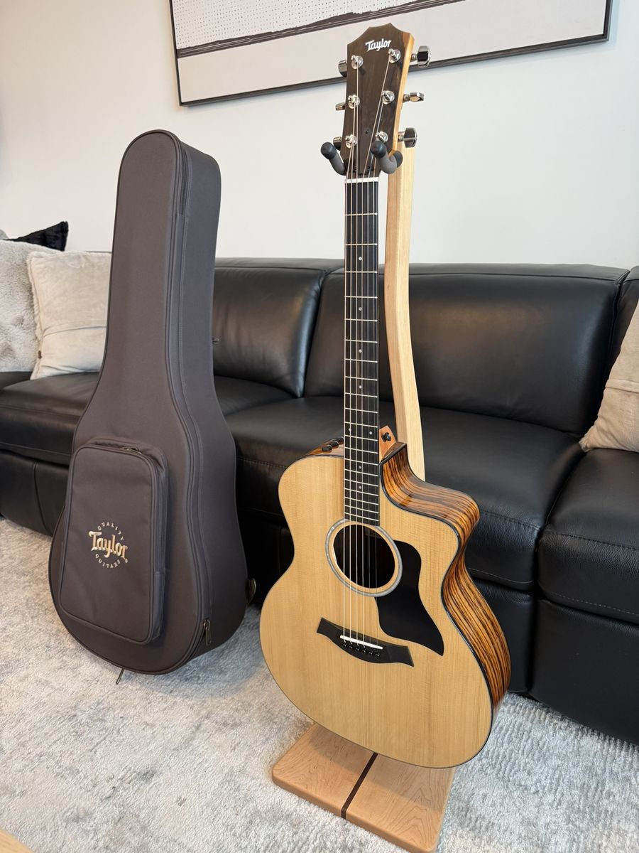Brand New Taylor 214ce Plus Acoustic-electric Guitar - Natural