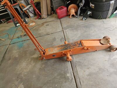 10 ton FLOOR JACK