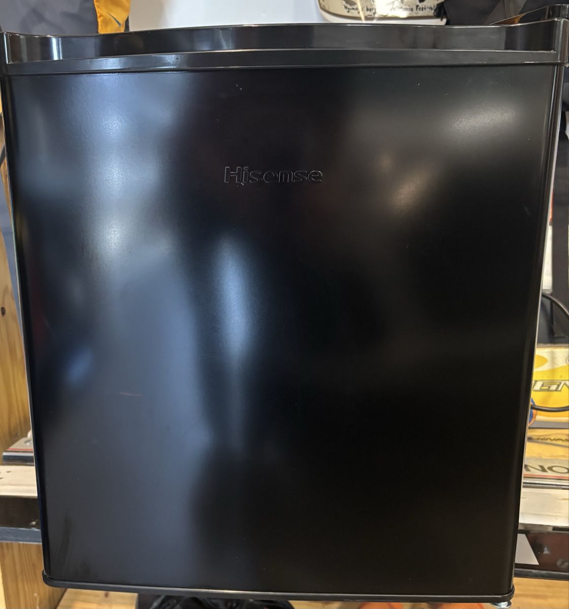 Mini black fridge-like new!