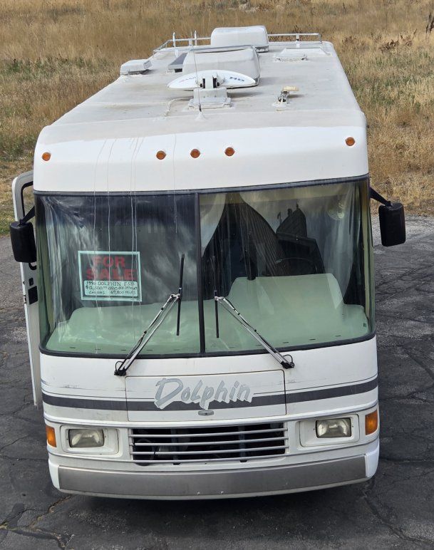 1996 Ford Dolphin 34' motorhome