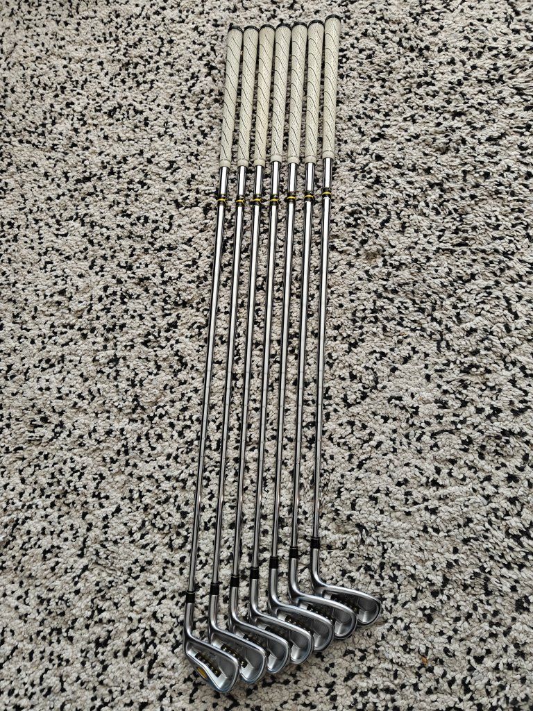 TaylorMade RAC LT Irons 4–PW – Stiff Shafts
