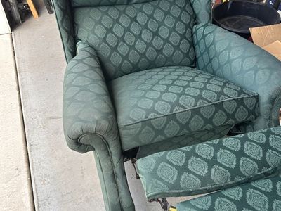 Wingback Recliner