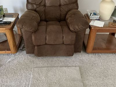 Comfortable Brown Power Recliner Chair - Excellent Condition