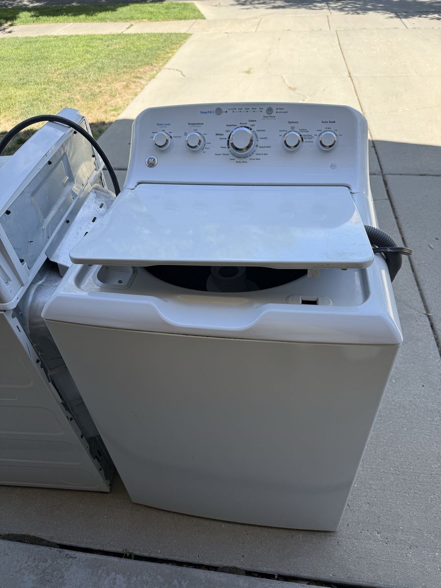 Washer & Dryer Set