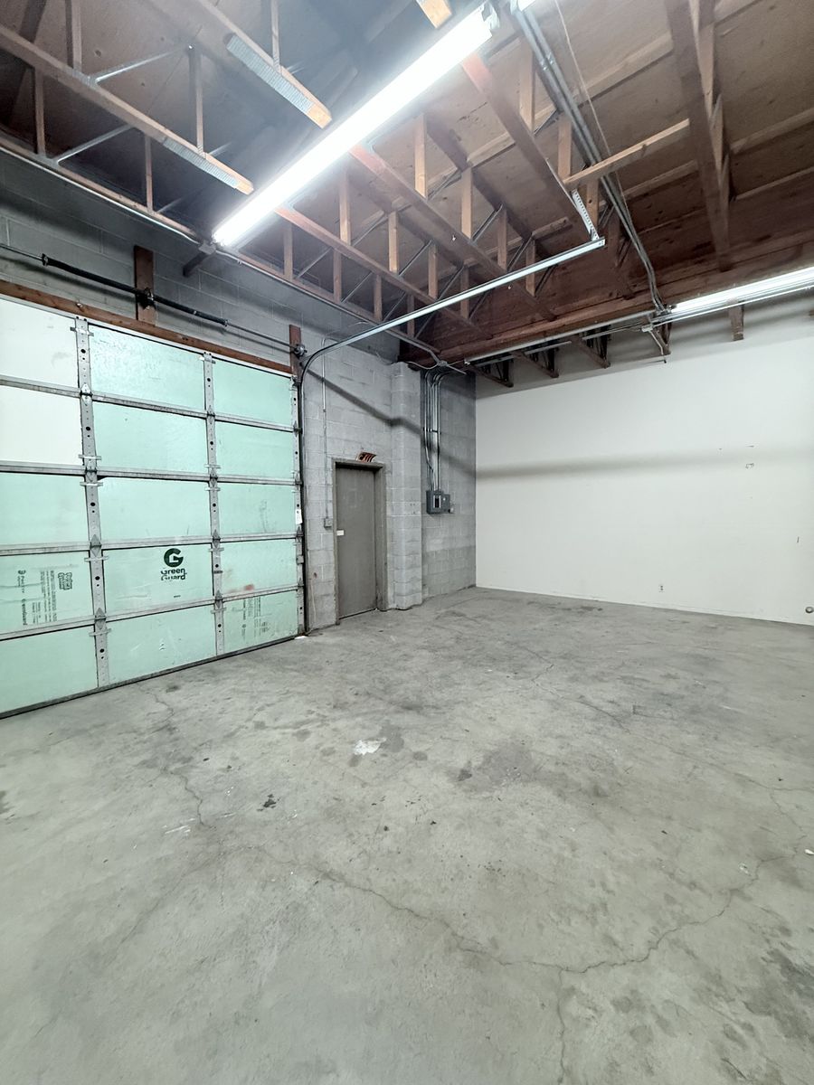 Main image 11