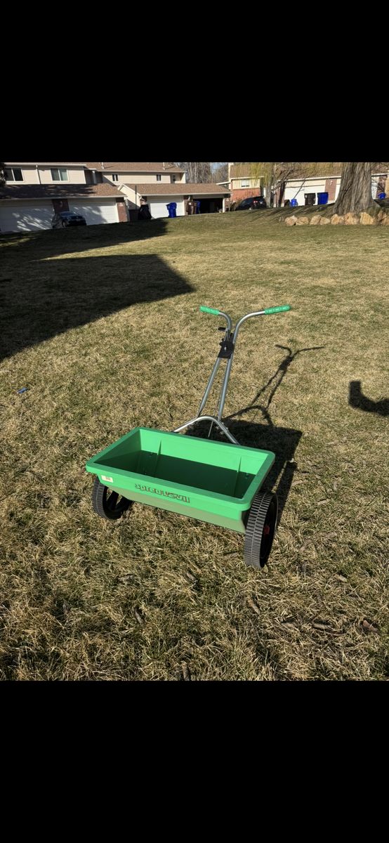 Spread Devil Seed Fertilizer Spreader Drop Spreade