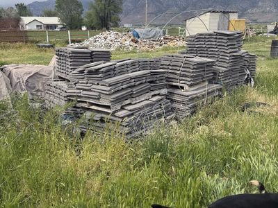 Roof tiles (free)