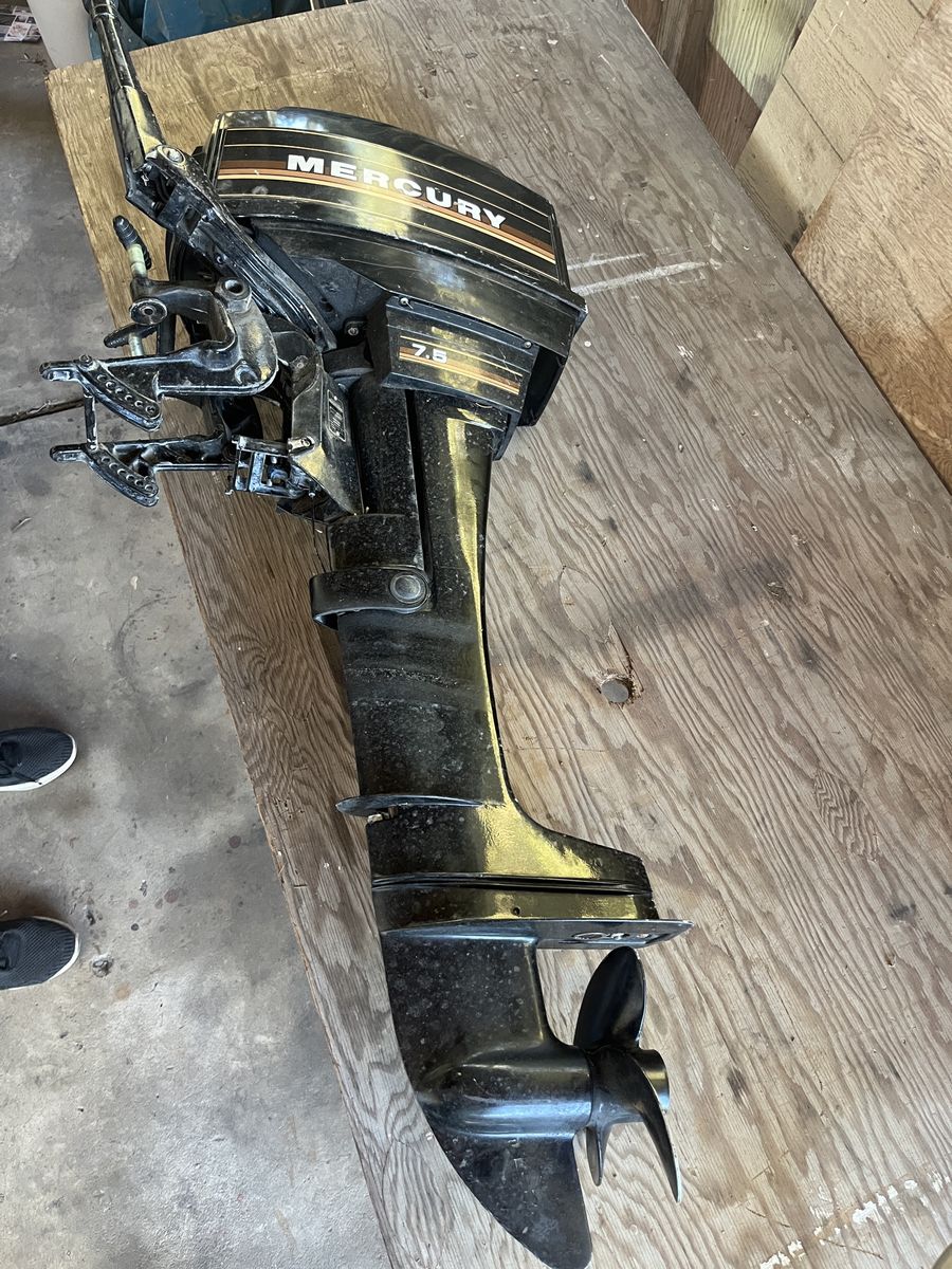 1985 Mercury 7.5 HP Outboard Boat Motor