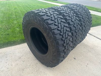 Set of 4 Yokohama Geolandar M/T G003 Mud-Terrain Tires 35x12 50x17"