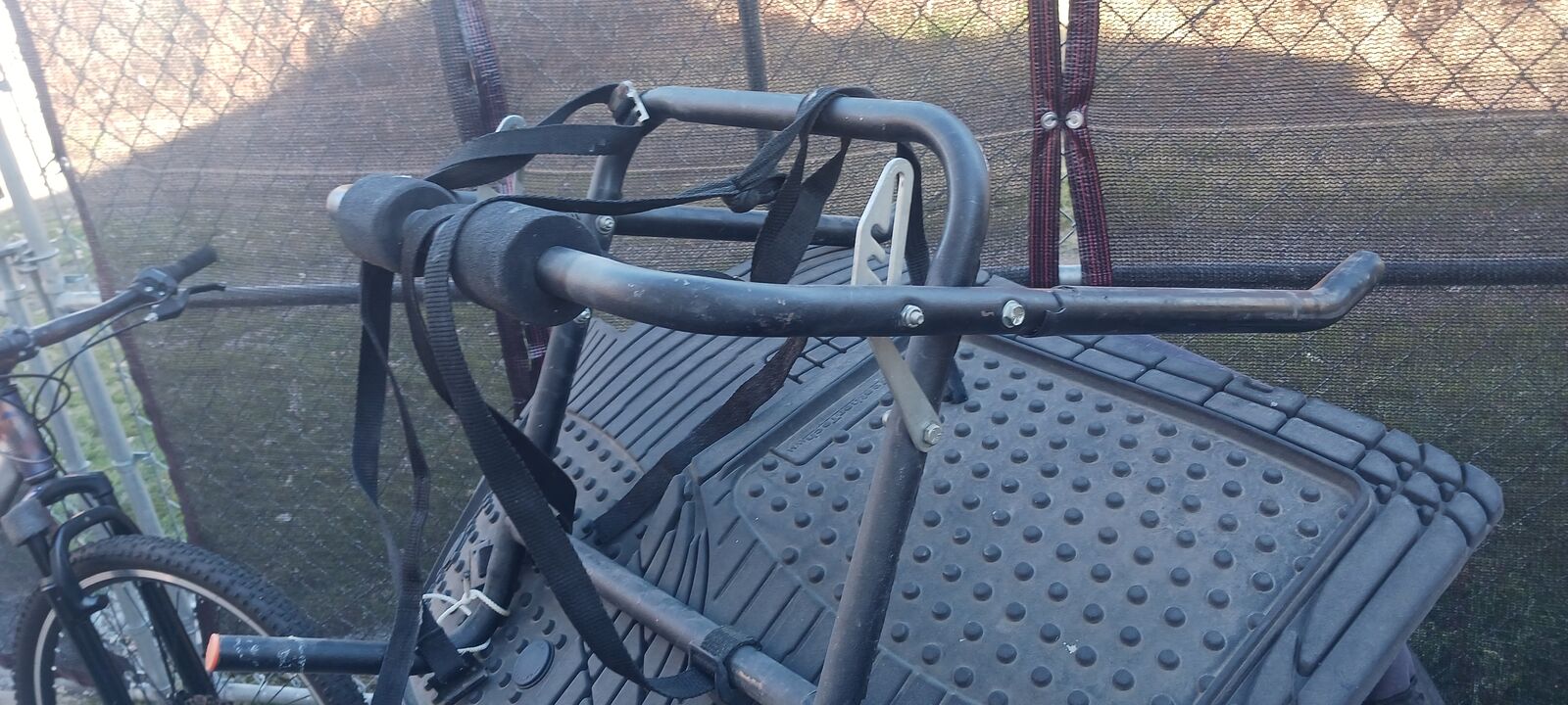 Bike rack for car trunk