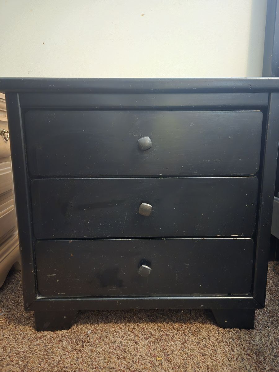 Bedroom set