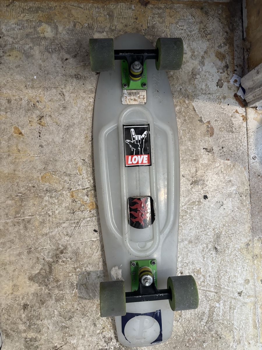 Penny Australia Plastic Cruiser Skateboard - Glow in the Dark / White with Green Trucks