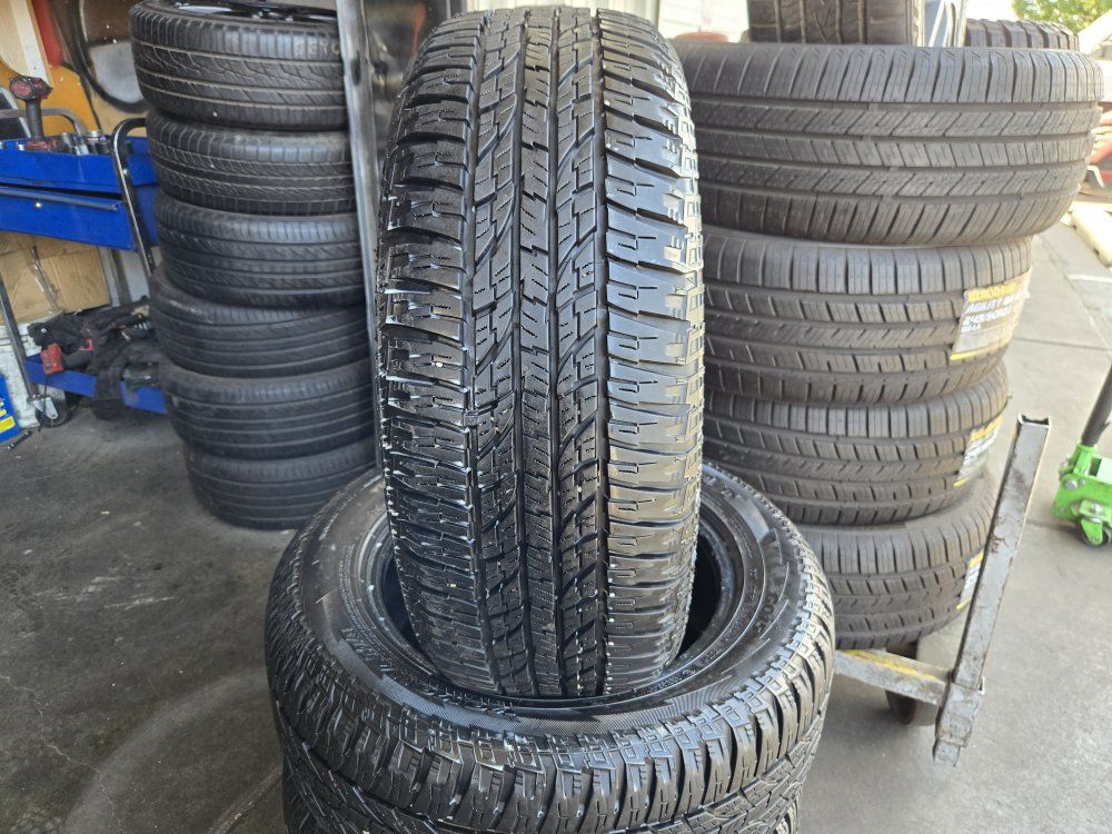 SET 215/60R16 YOKOHAMA GEOLANDER A/T GO15