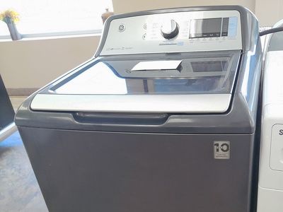 GE High Efficiency Washer~No Agitator~90 Day Guarantee