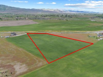 5.5 Acres with Incredible Views – $185,000