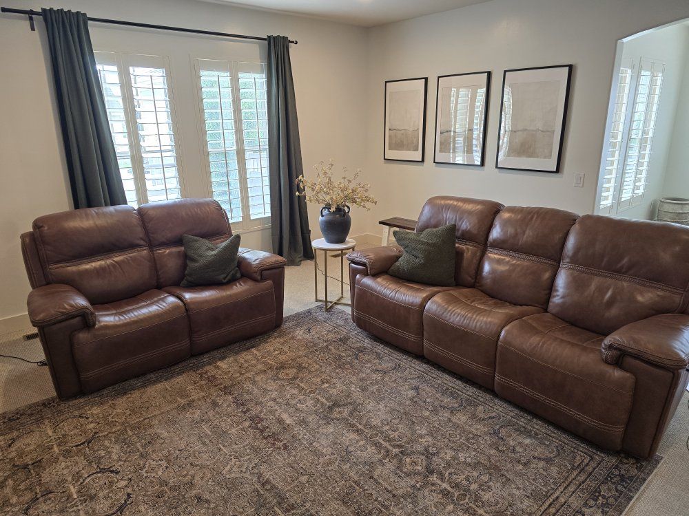 Leather power sofa and loveseat- flexsteel