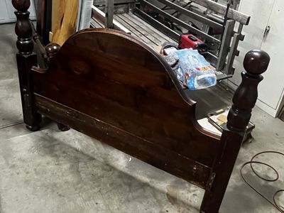 King Size 4 Post Solid Wooden Waterbed Frame