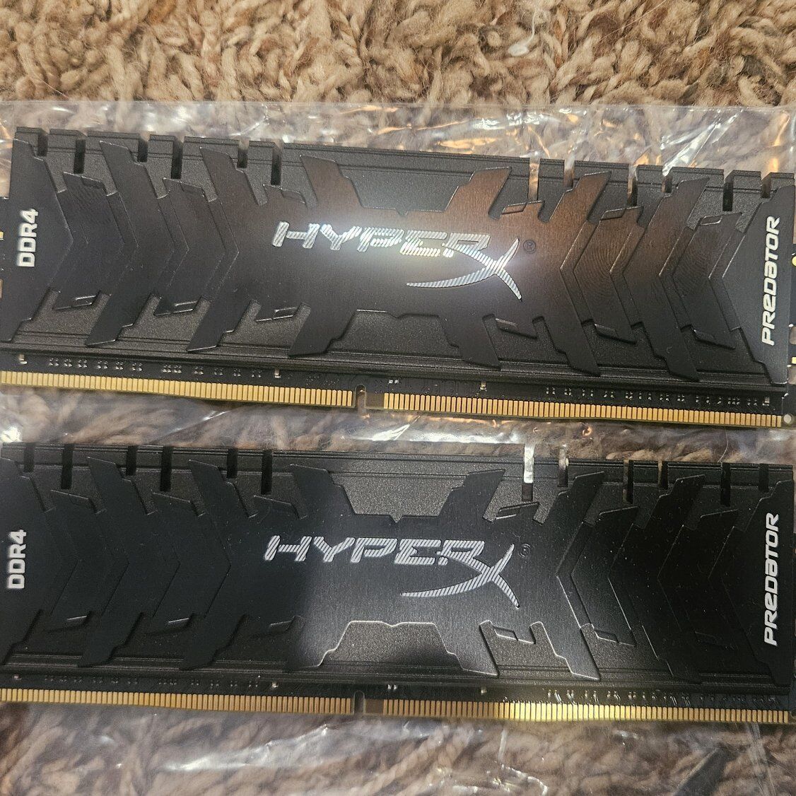 Kingston HyperX Predator 32GB (16GBX2) DDR4-3200