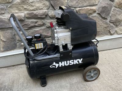 Husky 8 Gal Air Compressor