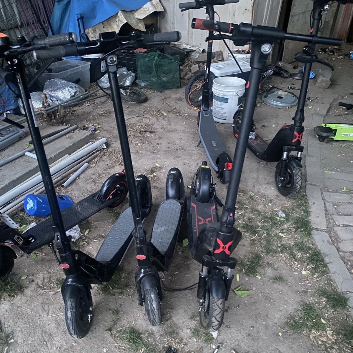 5 for 100.00 or 25.00 a piece Electric Scooters for Sale - 2 Hover-1, and Gotrax 2 Bugatti - Pre-Owned E-Scooters