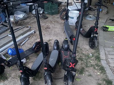 5 for 100.00 or 25.00 a piece Electric Scooters for Sale - 2 Hover-1, and Gotrax 2 Bugatti - Pre-Owned E-Scooters