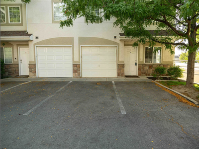 Individual rooms for rent