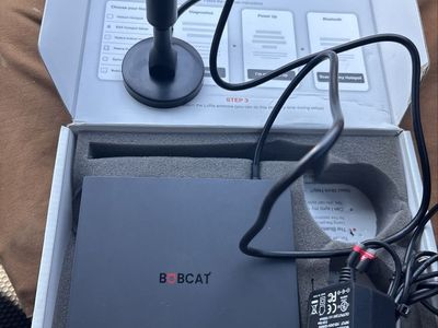 Bobcat Miner 300 Helium Hotspot Crypto Miner with Antenna & Power Adapter